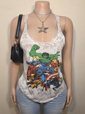 ☆Marvel White Graphic Tank Top with Multicolor Superhero Print☆